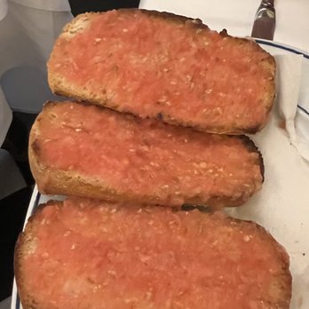 El Sobrino De Botin Restaurant - Tomato bread - Spanish Near Me - Madrid, M