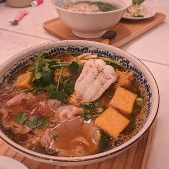 B&D Authentic Viet Cuisine - obster Tomato Soup ($30) - 4 stars. My partner got this and I was jealous, I enjoyed it a lot more! 2023-12-26 dinner - Vietnamese Near Me - Burnaby, British Columbia