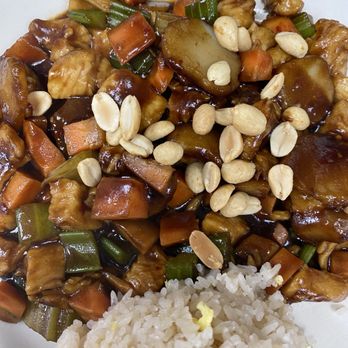 Liang's Chinese Restaurant - Kung Pao Chicken - Chinese Near Me - Tyler, Texas