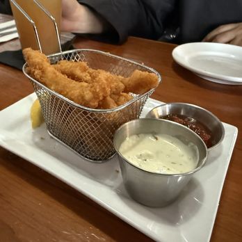 Hook & Anchor - Calamari fries - Seafood Near Me - Costa Mesa, California