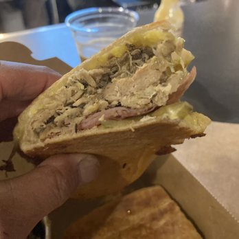 Hemingway’s Cuban Kitchen - Cuban Near Me - Tampa, Florida