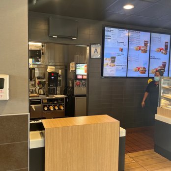 McDonald's - Not much of a front end anymore but it looks nice! - Fast Food Near Me - Redlands, California McDonald's - Not much of a front end anymore but it looks nice! - Fast Food Near Me - Redlands, California