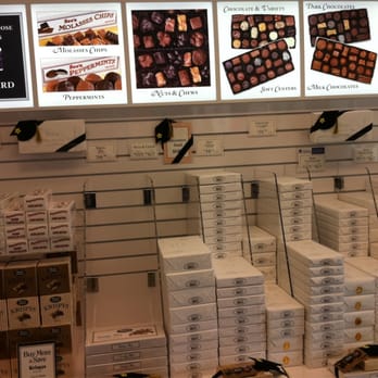 See's Candies - Chocolatiers & Shops Near Me - Tukwila, Washington See's Candies - Chocolatiers & Shops Near Me - Tukwila, Washington