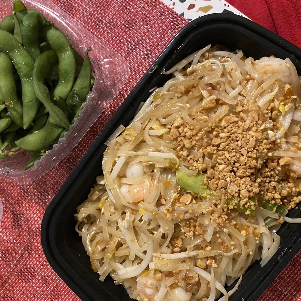 Pad Thai & Edamame Pad Thai & Edamame