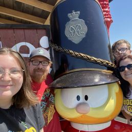 Selfie opportunity! Selfie opportunity!