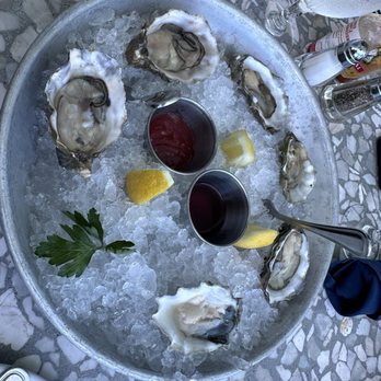 Tom Ham's Lighthouse - Oysters - Breakfast & Brunch Near Me - San Diego, California Tom Ham's Lighthouse - Oysters - Breakfast & Brunch Near Me - San Diego, California