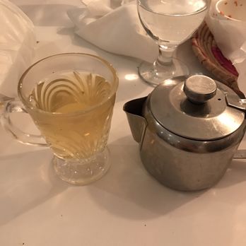 Fenêtre sur Kaboul - Green tea! Perfect way to end a hearty meal. - Afghan Near Me - Montreal, Quebec