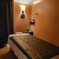 Dee Dee Thai Spa