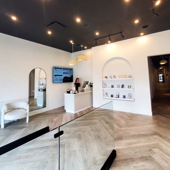 FACE FOUNDRIÉ - La Jolla - Inside - Day Spas Near Me - San Diego, California FACE FOUNDRIÉ - La Jolla - Inside - Day Spas Near Me - San Diego, California