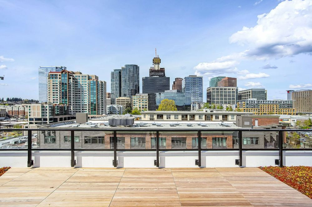 SURREY ON MAIN APARTMENTS Updated October 2024 10777 Main St, Bellevue, Washington