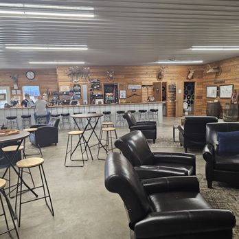 Gutter Bound Distillery - Distilleries Near Me - Hurricane Mills, Tennessee