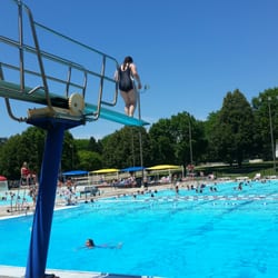 Mason City Aquatic Center - Diving boards.