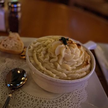 Dargan's Irish Pub and Restaurant - Irish Stew Pie - Irish Near Me - Ventura, California Dargan's Irish Pub and Restaurant - Irish Stew Pie - Irish Near Me - Ventura, California