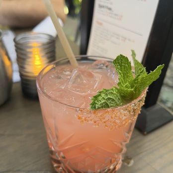 Eureka! - Happy hour - American Near Me - Clovis, California Eureka! - Happy hour - American Near Me - Clovis, California