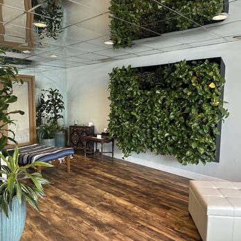 Gentle Pet Crossing - Inside seating area - Pet Cremation Services Near Me - Lake Worth, Florida