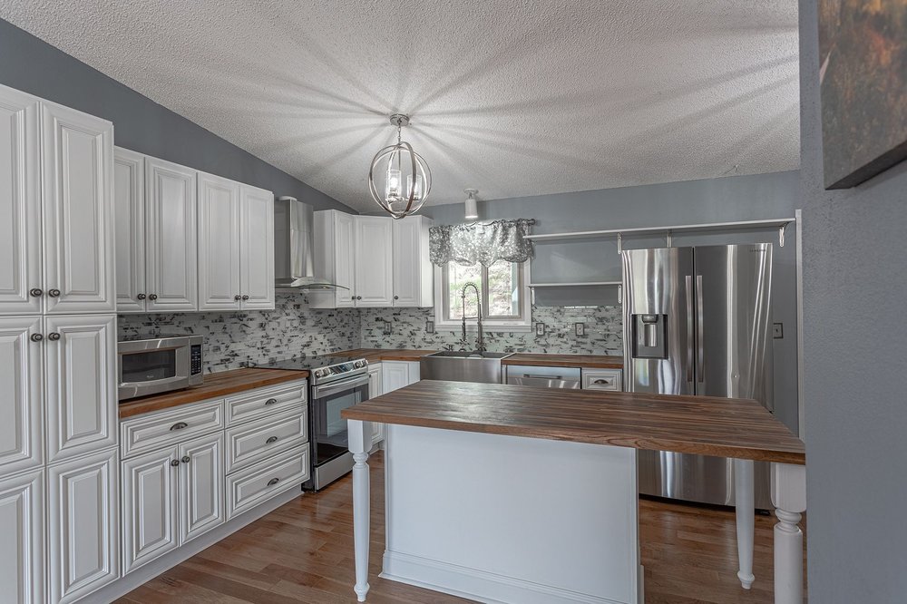 CORNERSTONE REAL ESTATE TEAM Updated July 2024 36 Photos & 19