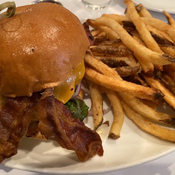 Chef Geoff's - Chef Geoff Burger - New American Near Me - Washington, DC, District of Columbia Chef Geoff's - Chef Geoff Burger - New American Near Me - Washington, DC, District of Columbia