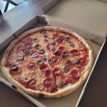 Joe's Place - a pepperoni pizza in a box - Pizza Near Me - Louisa, Virginia Joe's Place - a pepperoni pizza in a box - Pizza Near Me - Louisa, Virginia