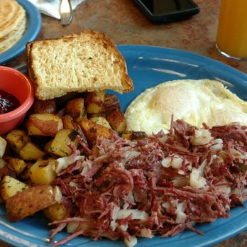Kitchen Table Cafe - Evergreen Place - Corned beef hash! - Breakfast & Brunch Near Me - Vancouver, Washington