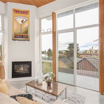 Alabaster Staging + Design - Interior Design Near Me - Tukwila, Washington