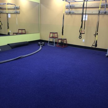 Anytime Fitness - Gyms Near Me - Giddings, Texas