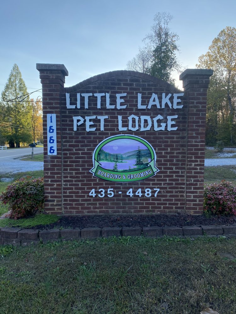 LITTLE LAKE PET LODGE Updated October 2024 1666 Oliver Springs Hwy