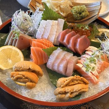 KatsuMe Sushi - Assorted Sashimi - Sushi Bars Near Me - Pleasanton, California KatsuMe Sushi - Assorted Sashimi - Sushi Bars Near Me - Pleasanton, California