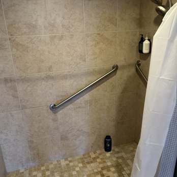 FightCraft - Shower room! - Brazilian Jiu-jitsu Near Me - San Jose, California FightCraft - Shower room! - Brazilian Jiu-jitsu Near Me - San Jose, California