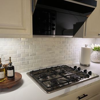 Fuentes Tile LLC - Olvin and his team had done an amazing job on my kitchen's backsplash tile. I'm very pleased with the results. Highly recommend. - Flooring Near Me