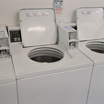 Cloverdale Washing Well Laundry - Washers - Laundromat Near Me - Cloverdale, California Cloverdale Washing Well Laundry - Washers - Laundromat Near Me - Cloverdale, California