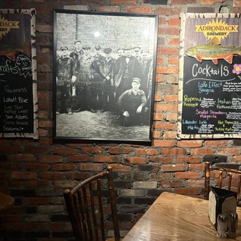The Log Jam Restaurant - Interior. - American Near Me - Lake George, New York
