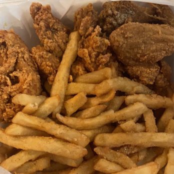My Market - I ordered Mo's pick 3 and got the chicken tenders, wings, and jumbo shrimp (not pictured) - Gas Stations Near Me - Fort Wayne, Indiana My Market - I ordered Mo's pick 3 and got the chicken tenders, wings, and jumbo shrimp (not pictured) - Gas Stations Near Me - Fort Wayne, Indiana