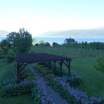 Ciderhuset - Breweries Near Me - Balestrand, 14