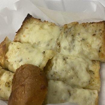 Christo's Family Restaurant - Garlic bread with cheese - Pizza Near Me - Salisbury, North Carolina