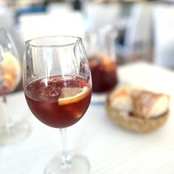 Marisquería Galicia - Refreshing