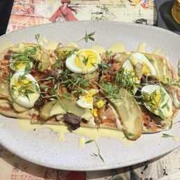 Kapow brunch flatbread. Yum Kapow brunch flatbread. Yum