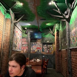Ferraro's Pizzeria & Pub - The place!