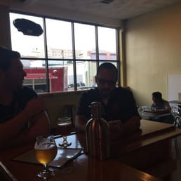 Hector hanging with a customer. Taking shop. Hector hanging with a customer. Taking shop.