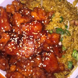 Foo-An Kitchen - Sesame chicken lunch special $6.50