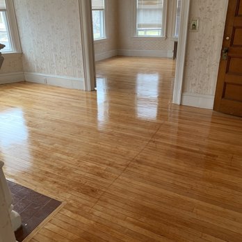Tan's Floor Service - Living room and dining rooms; maple flooring looks brand new - Flooring Near Me Tan's Floor Service - Living room and dining rooms; maple flooring looks brand new - Flooring Near Me