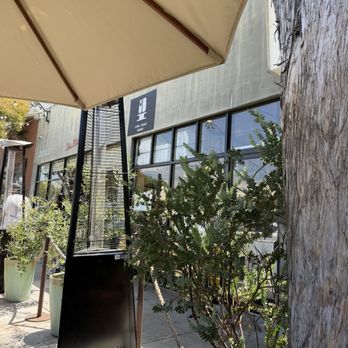 Jyan Isaac Bread - Restaurant front - Bakeries Near Me - Santa Monica, California Jyan Isaac Bread - Restaurant front - Bakeries Near Me - Santa Monica, California
