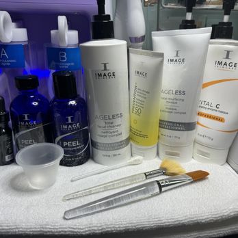 Bahar Skincare & Spa - Acne Treatment Near Me Bahar Skincare & Spa - Acne Treatment Near Me