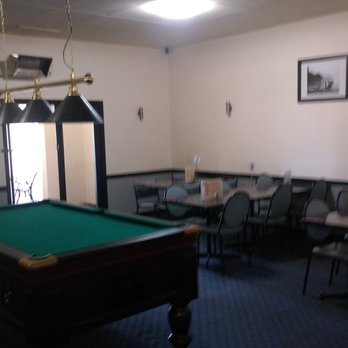 Cambrian Hotel - Pool Table - Hotels Near Me - Maryborough, VIC