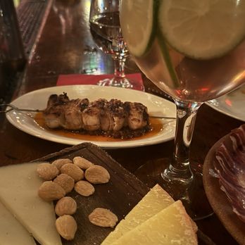 El Quijote - Cheese board, chicken and spritz - Spanish Near Me - New York, New York