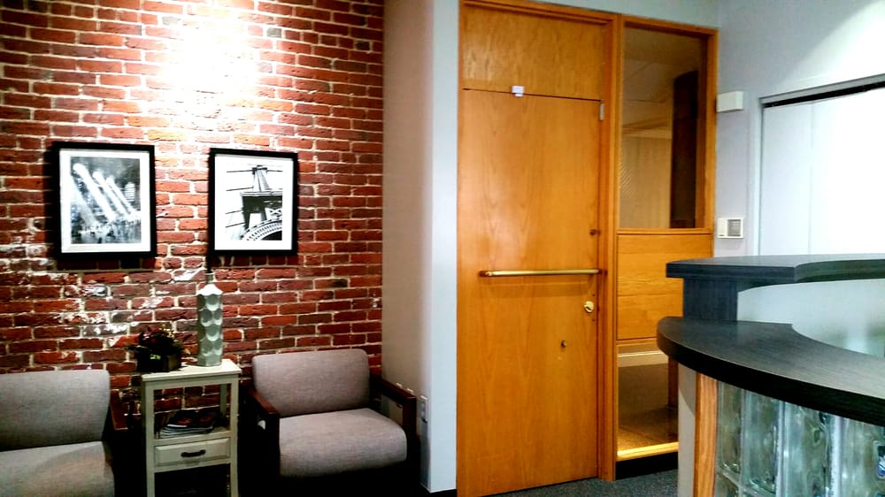 DROUIN ASSOCIATES Updated May 2024 500 N Commercial St, Manchester