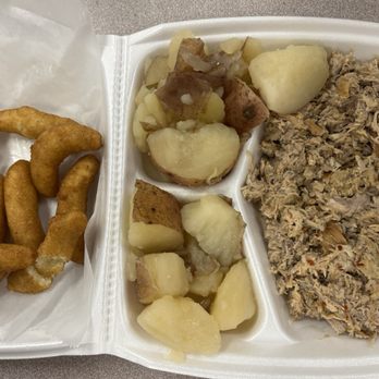 White Swan Bar-B-Que & Fried Chicken - Small BBQ plate with Double Boiled Potatoes & Hushpuppies - Barbeque Near Me - Smithfield, North Carolina White Swan Bar-B-Que & Fried Chicken - Small BBQ plate with Double Boiled Potatoes & Hushpuppies - Barbeque Near Me - Smithfield, North Carolina