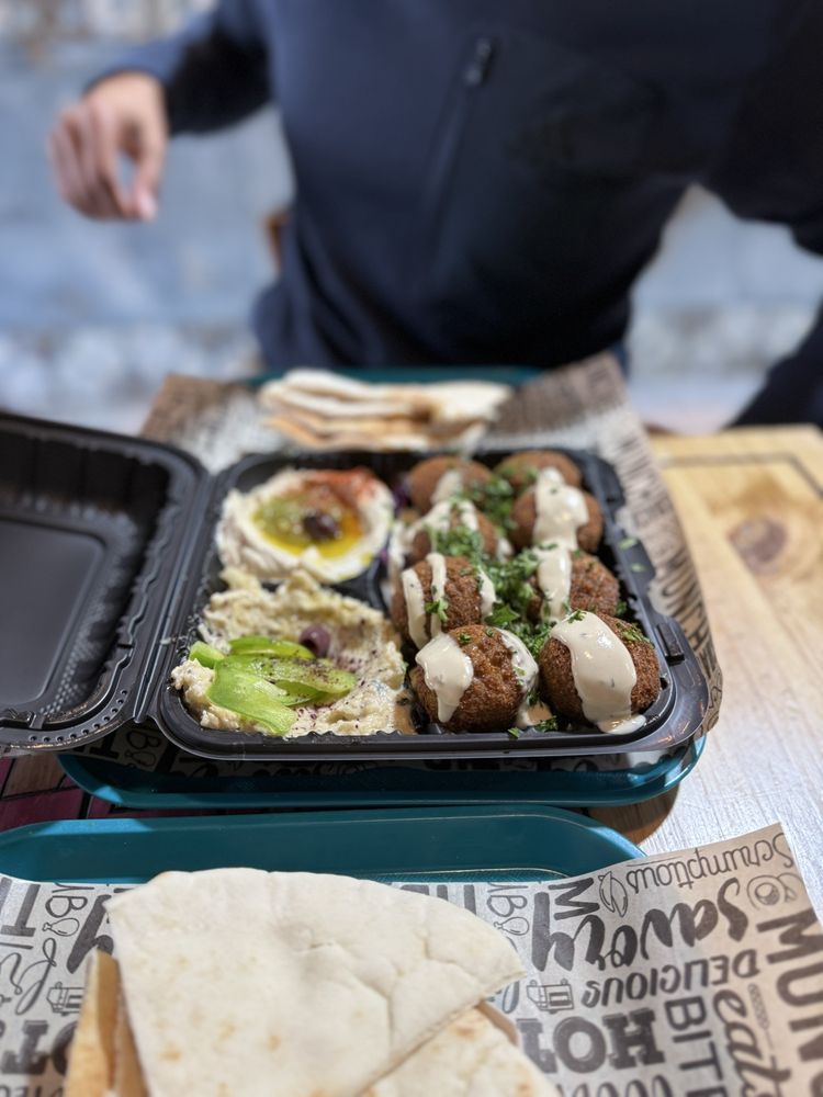 Food from Falafel Fresh