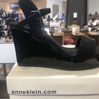 DSW - Cute for my daughter 3.3.23 (did not buy) - Shoe Stores Near Me - Katy, Texas