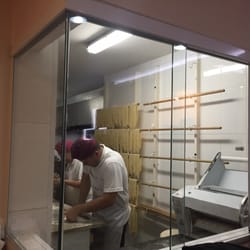Ton Hoi - Ainda há dúvidas que eles fazem o próprio macarrão?