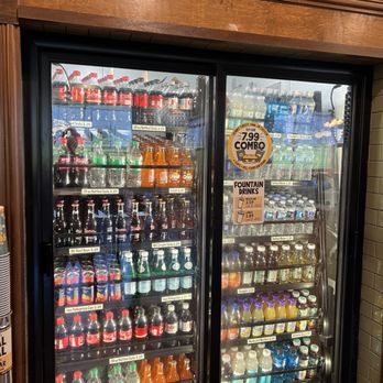 Potbelly - Sandwiches Near Me - Tysons Corner, Virginia Potbelly - Sandwiches Near Me - Tysons Corner, Virginia